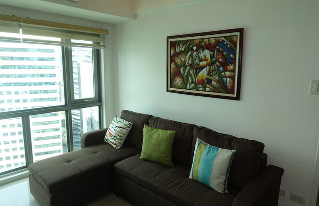 Luxury Condo at Forbeswood Parklane - Foto 49