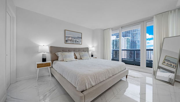 Serene and Modern Apartment Centrally Located - Foto 2, Habitación