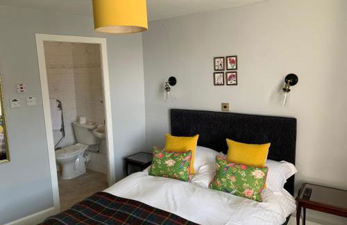 Squirrel Away Apartment Crieff - Photo 32