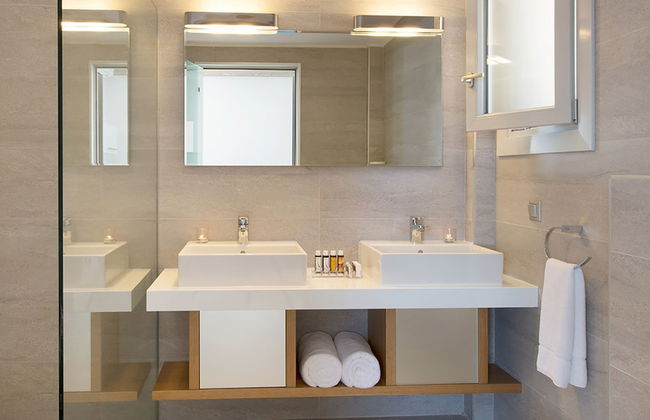 White Orchid Luisia in Vola - Foto 20