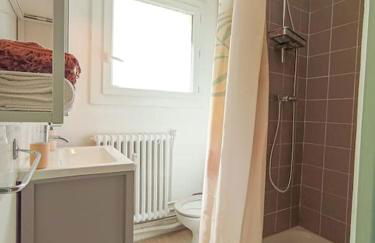 Studio 50m tram parking gratuit 13min gare - Photo 9