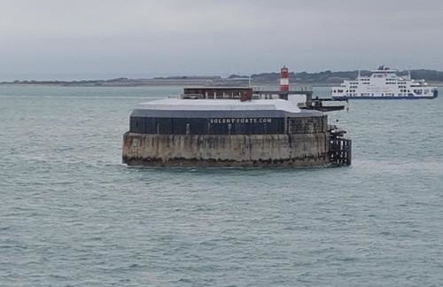 Portsmouth House near Centre 3 Bedrooms - Foto 2