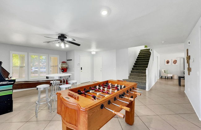 La Pryor Gilbert - Photo 36