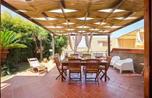 Awesome Home In Gizzeria - Photo 3