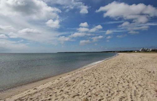 Perfect location! Minutes to beaches! Beach pass! - Foto 35