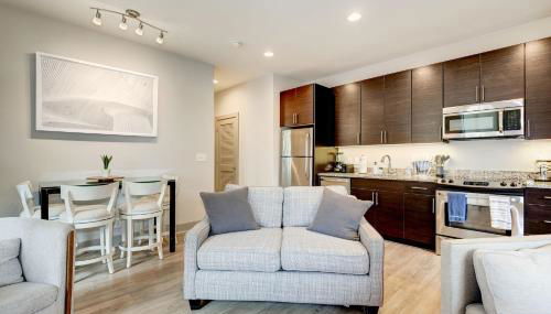 1BR Luxury Apartment With Rooftop Deck & Pool - Foto 1