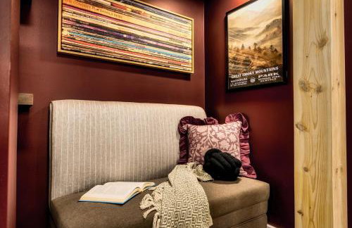 Keener Hollow Family Retreat Hot Tub Sauna Near Pigeon Forge - Photo 60