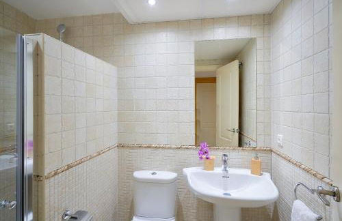 Beach & Golf Design Apartment Marbella - Photo 43