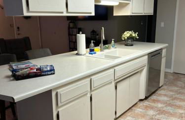 Rare four Bedroom MeadviewVacation Home - Grand Canyon West-Skywalk - Foto 3