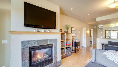 Walk to the Lake Chelan Condo with Mtn Views! - Foto 5