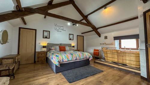 The Stables - Photo 1