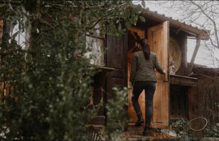 Villa Tegernsee - Exclusive Lakefront Villa with private Zirben Sauna, 4 Rooms for Family & Friends - Foto 42