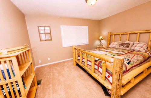 Private Family-Friendly Lodge Perfect for Reunions near Rexburg, Idaho - Photo 12