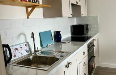 Beach Front Apartment - Photo 21