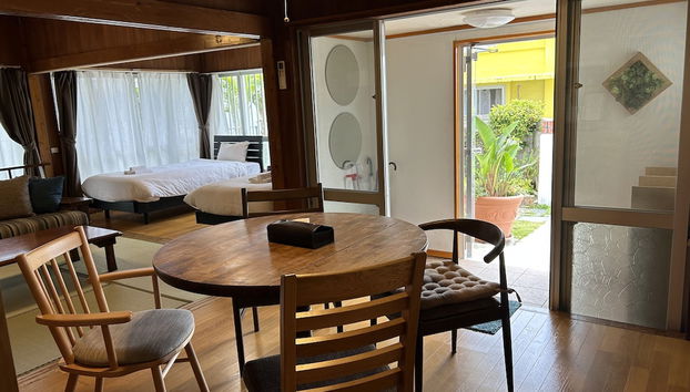 Guest House RENGA - Foto 5, Servicio de comidas en la habitación