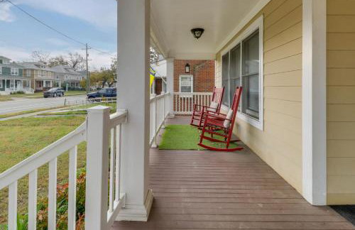 Centrally Located Hampton Roads Home w/ Game Room! - Foto 36
