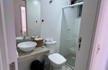 Apartamento NOvo na Praia do Morro Temporada Wi-Fi, Vista Mar, garagem, varanda grande - Foto 9