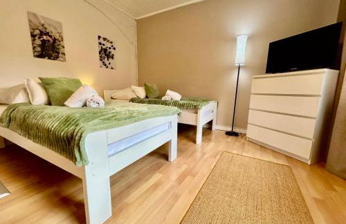 7 Schlafplätze Parkplatz, 5 Schlafräume, WLAN - Foto 7