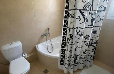 Sea View Serenity 3BR Home near Beach & Town - Foto 22