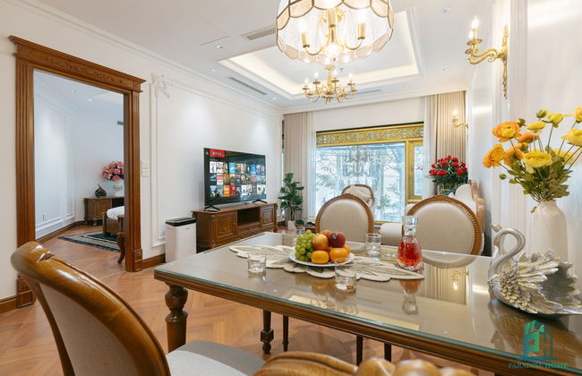 Luxe Paradise Suites Hotel - Photo 28