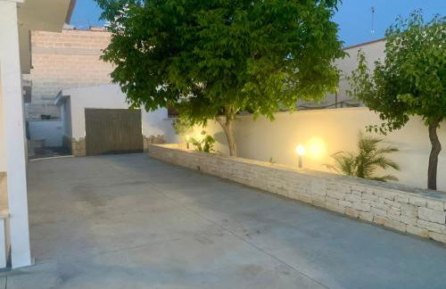 Salento Villa Cice, AC - WiFi - BBQ - attrezzatura da spiaggia - parcheggio privato sorvegliato, Due unità abitative indipendenti e giardino a due passi dal mare - Torre Ovo - Foto 22