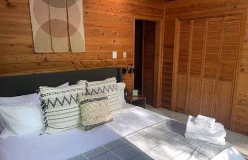 Luxe Lake Harmony Home, Game Room, Firepit, Deck - Foto 24