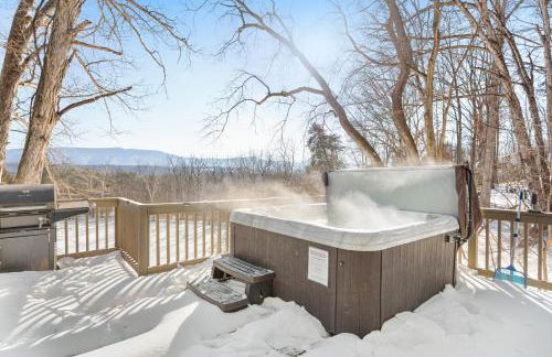 Lazy Lake 3BR Cabin w/ Mtn Views + Hot Tub +Wi-Fi - Foto 52