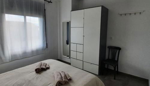 CASA CENTRO DEL PUEBLO CON PISCINA PRIVADA - Photo 4