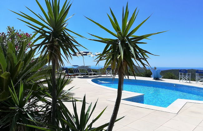 Holiday Resorts for 10 Persons, With Swimming Pool, Wifi and air Conditioner - Foto 1