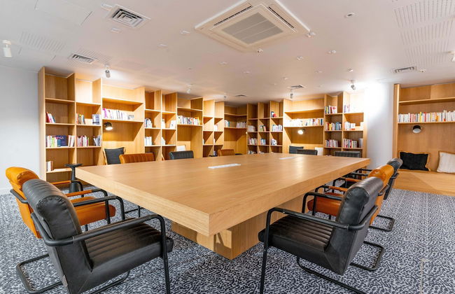 ECLA PARIS VILLEJUIF - Photo 38