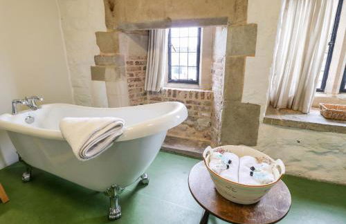 Porter's Lodge - Photo 20