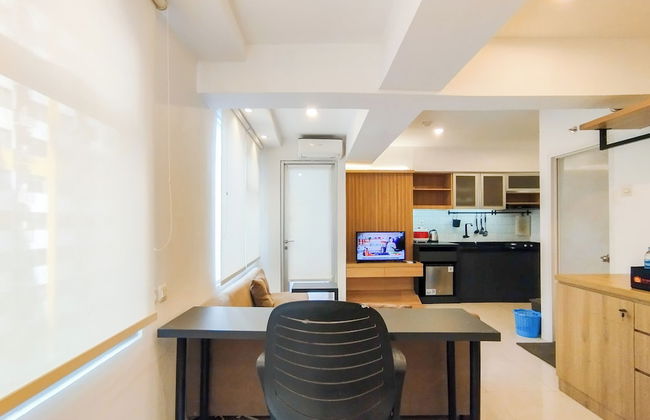 Spacious Classic Studio At Jarrdin Cihampelas Apartment - Photo 3