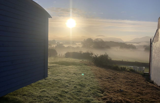 Shepherds Hut With Hot Tub, North Wales, Anglesey - Photo 29