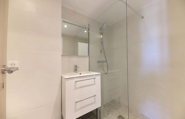 Attractive Holiday Home in Port Grimaud With Jetty - Photo 16