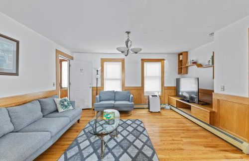 17-19Cozy&Spacious 6BR home in Malden with window AC and free parking - Foto 48