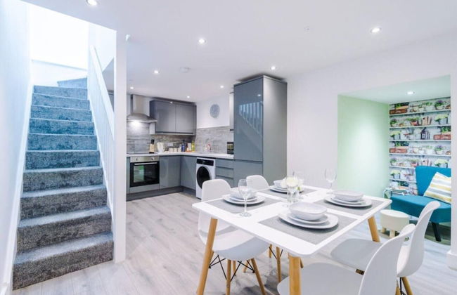 Imperial War Museum North Two-bedroom by Belvilla - Photo 7