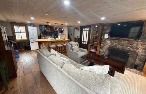 Stunning Cabin on Land Close to Lake Outdoor Area - Foto 12