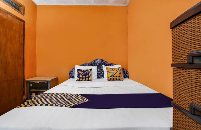 OYO Homes 91006 Eco Tourism Desa Cibodas Areng 5 Syariah - Photo 10