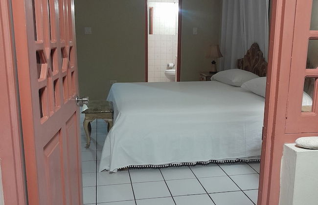 Blue Turquoise Sea Villa - Photo 9