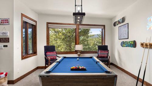 Ridge View Retreat - Panoramic Views and Hot Tub - Foto 4, Game Room