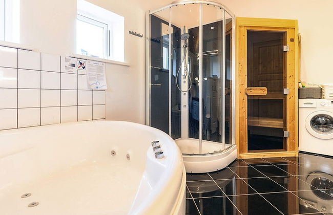 8 Person Holiday Home in Asnaes - Foto 14