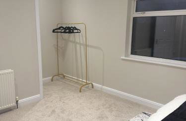 Luxury Harborne Home, Perfect for Contractors & Families 5 Mins from QE & Uni - Photo 20