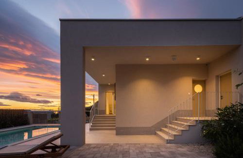 Summer House Lea - Villa with heated pool and sea view - Foto 6