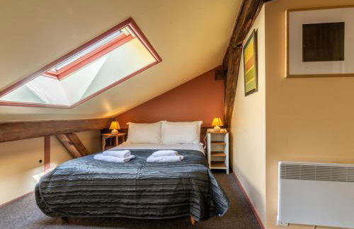 Spacieuse Ferme 6 Chambres aux Gets, 17 Pers, 4 SDB, Balcon, Wi-Fi, Parking Privé, Navette Hiver - FR-1-671-118 - Foto 4