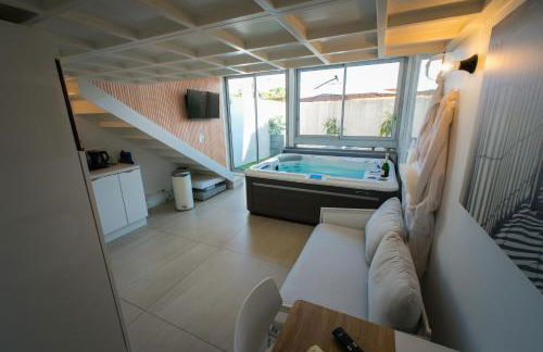 Villa Bono Jacuzzi & Spa - Foto 17