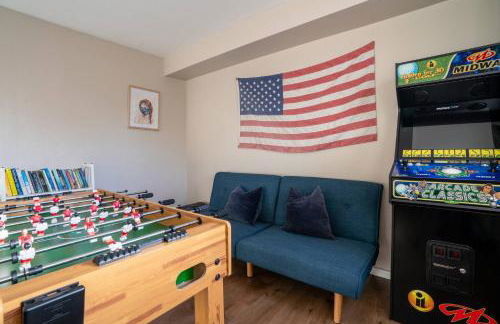 4Bd, putt putt, turf, grill, fire pit & more! - Photo 47