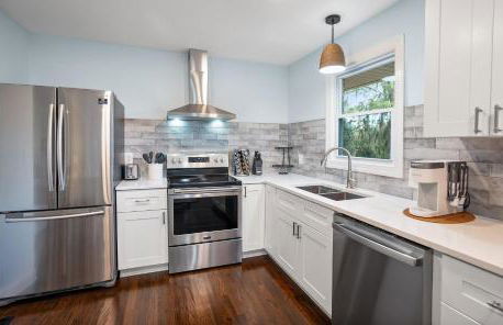 Camellia House - 6 minutes to MCRD Parris Island Graduation Family Friendly, Beach Pass Included, Renovated - Photo 6