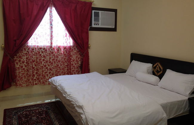 Al Eairy Furnished Apartments Tabuk 6 - Foto 8