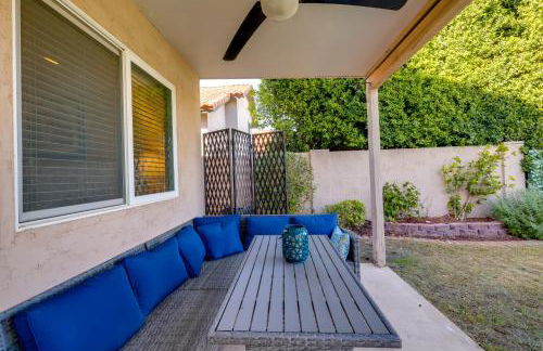 Lakefront Living! Huge Phoenix Home with Pool Table - Foto 27