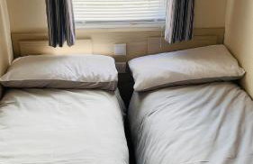 WL56 - FREE WIFI -Amazing Cosy Three Bedroom Mobile Home with DECKING Haggerston CASTLE Holiday Park - ENTERTAINMENT PASSES NOT INCLUDED! - Foto 15